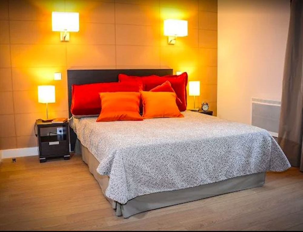 Appartement T2 VERSAILLES (78000) CNI CONSEIL