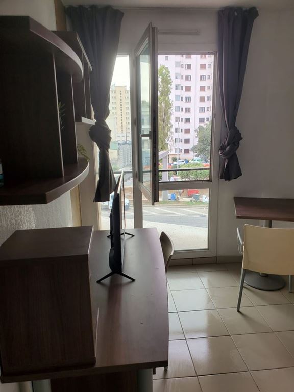 Appartement Studio TOULON (83100) CNI CONSEIL