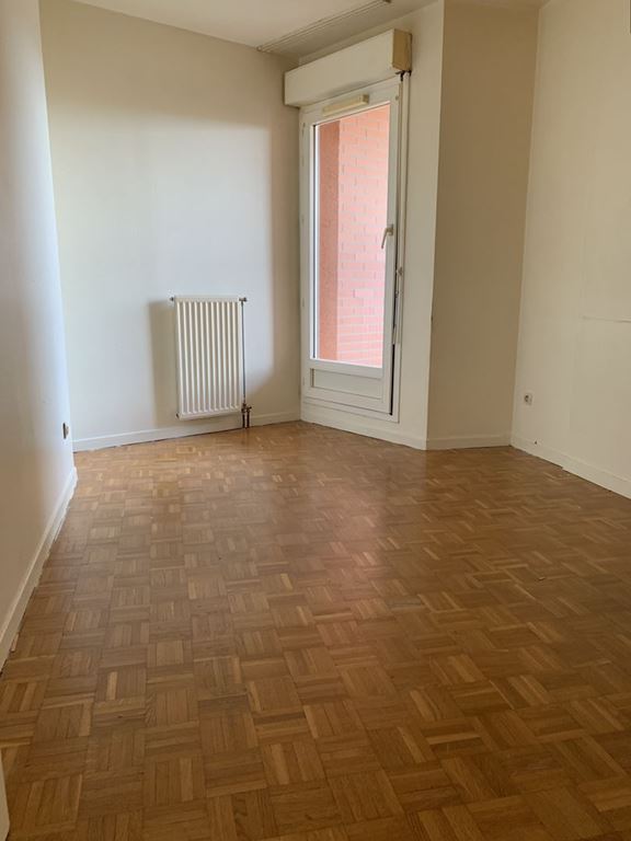 Appartement T5 ST PIERRE DU PERRAY (91280) CNI CONSEIL