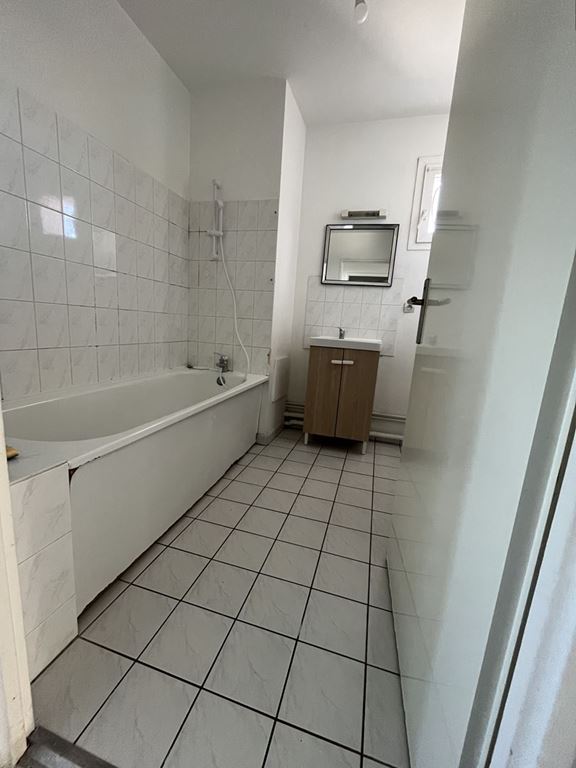 Appartement T1 ST PIERRE DU PERRAY (91280) CNI CONSEIL