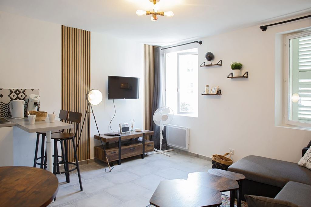 Appartement Studio TOULON (83000) CNI CONSEIL